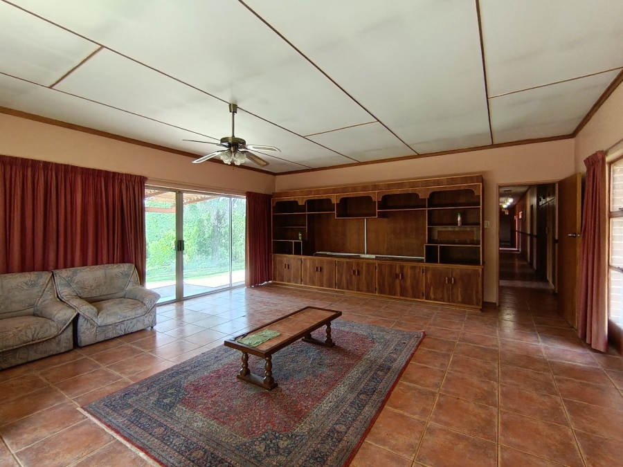 Commercial Property for Sale in Glen Free State